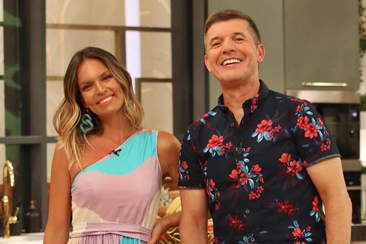 Confira os looks que os apresentadores do ‘Casa Feliz’, Diana Chaves e João Baião, usaram essa semana