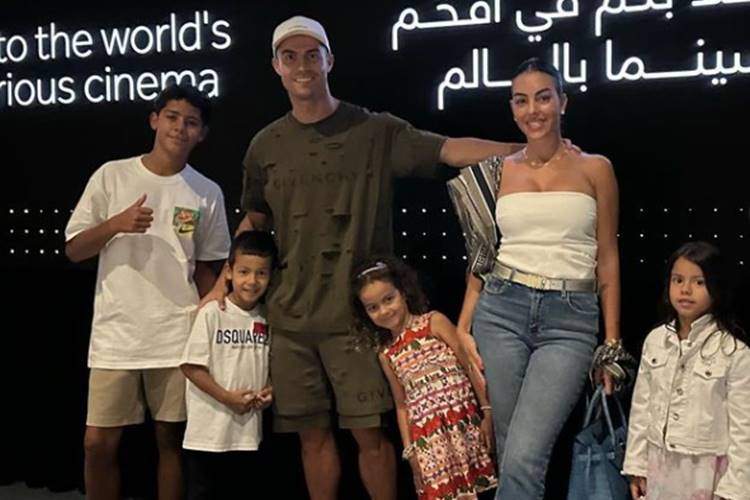 Cristiano Ronaldo com a família